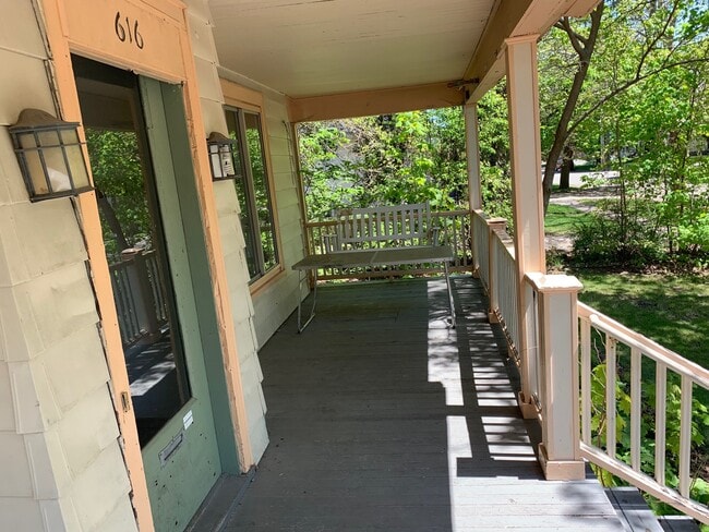 Building Photo - 616 W Cedar St Rental