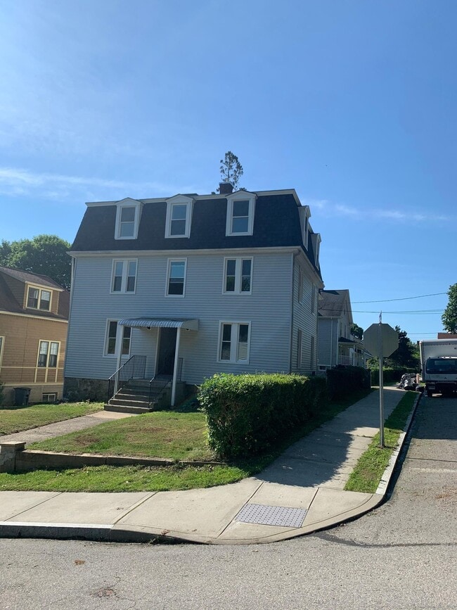 Photo - 1 Farnsworth St Unit 2