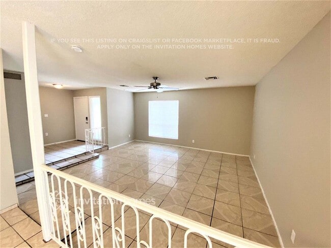 Photo - 3751 W Shangri-la Rd