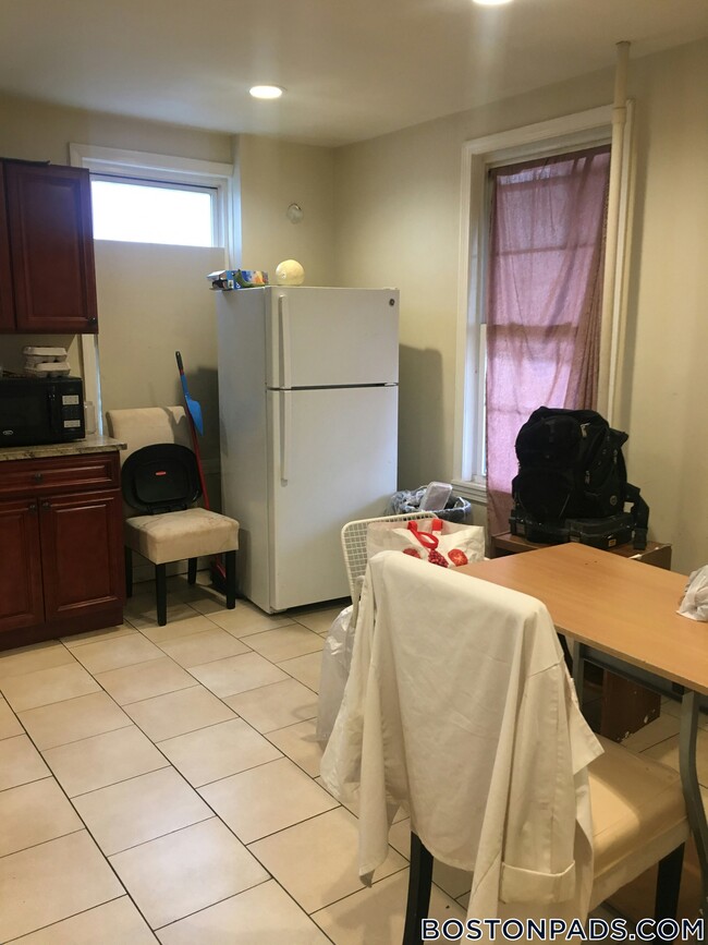 Photo - 24 Everett St Unit 1