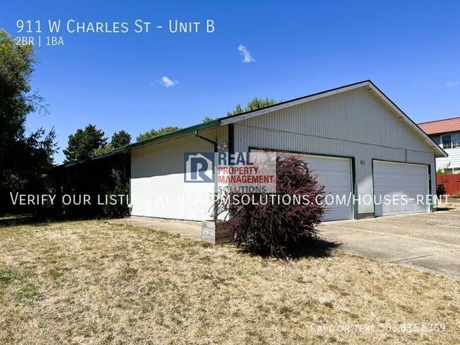 Building Photo - 911 Charles St Unit B Rental