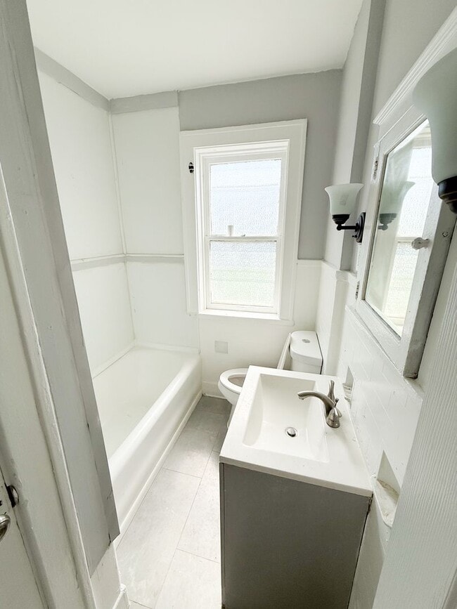 Photo - Newly Renovated 3 Bed/ 1.5 Bath With Hardwood Flooring!