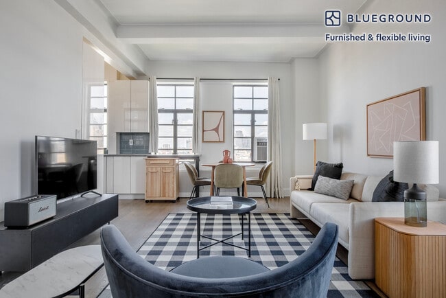 Building Photo - 10 Sheridan Square Rental