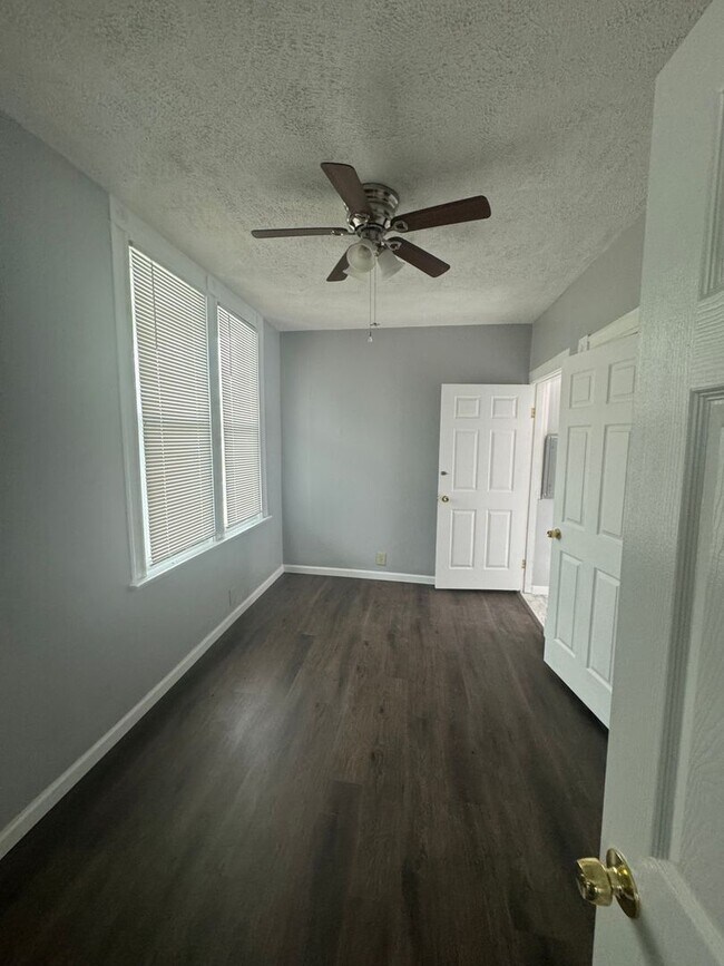 Photo - Move in Ready