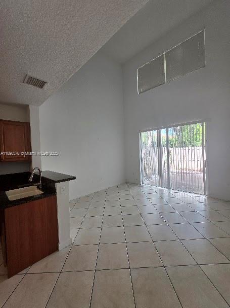 Photo - 11525 NW 71st St