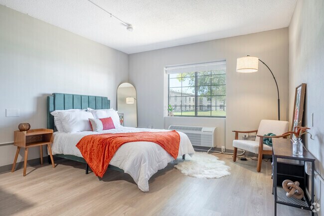 Studio, 1BA - 322SF - Living Area