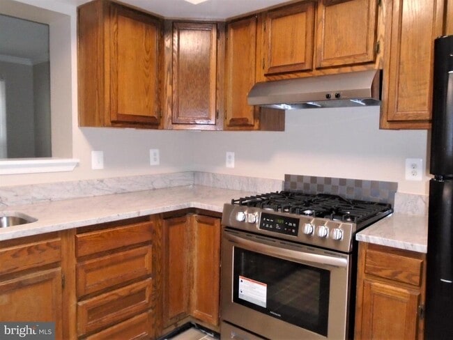 Building Photo - 1914 Duffield Ln