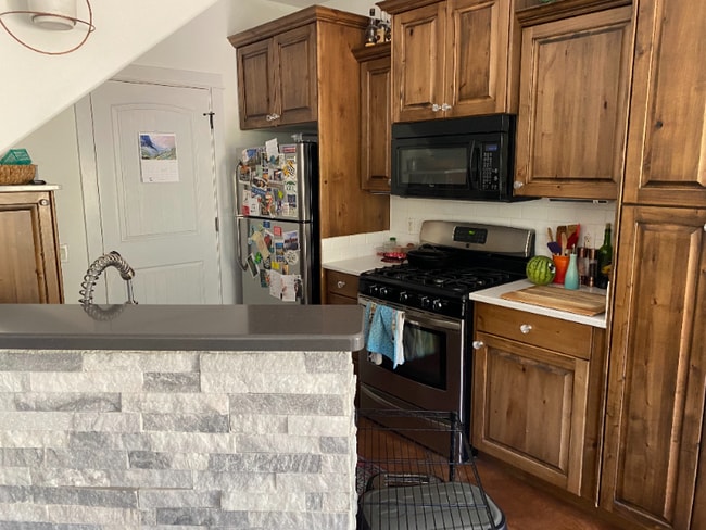 Photo - 981 Silverstone Dr
