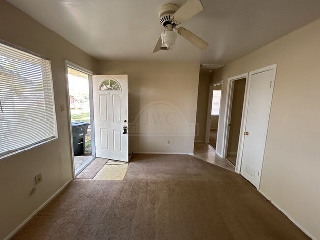 Photo - 1406 Bundrant Dr