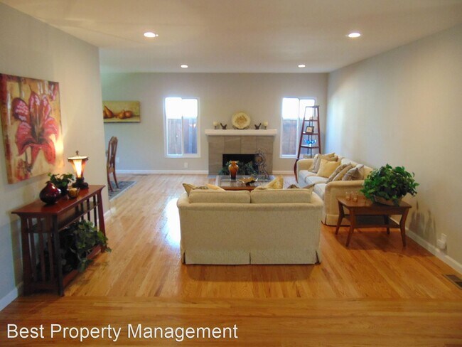 Photo - 4 br, 2 bath House - 424 Virginia Dr