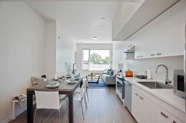 Building Photo - Westline Rental