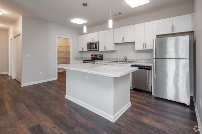 2BR, 2BA - The Poplar - 1,155SF - Kitchen