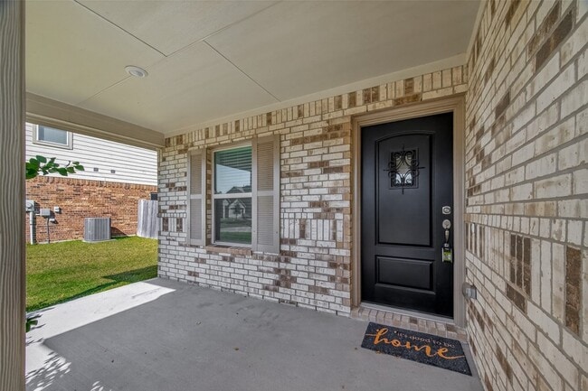 Photo - 1010 Schooner St