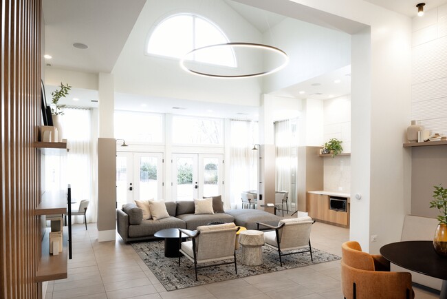 Building Photo - Avalon Fairway Hills-Meadows Rental