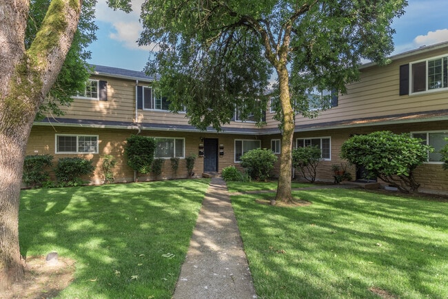 Photo - North Moreland Court