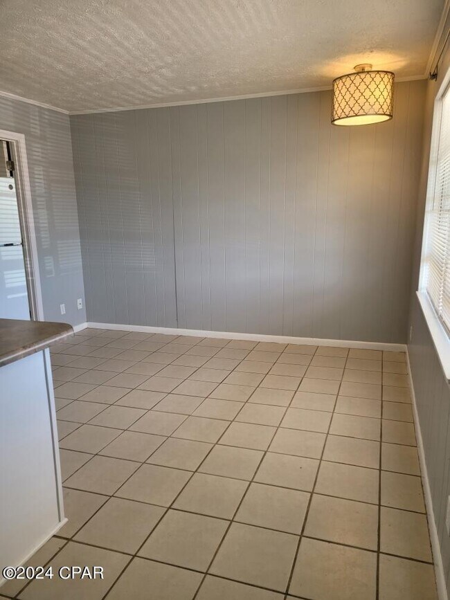 6529 Chipewa St Townhome Townhome Rental in Callaway FL