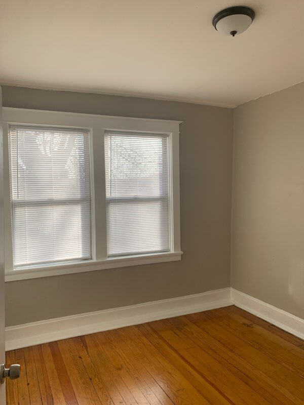 Photo - 2022 Schaeffer Pl