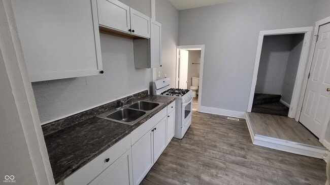 Photo - 1122 S Dearborn St