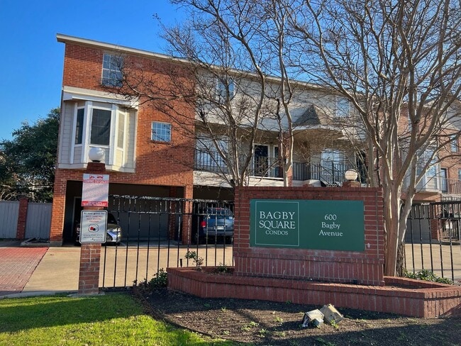Photo - 600 Bagby Ave Unidad 7E Rental
