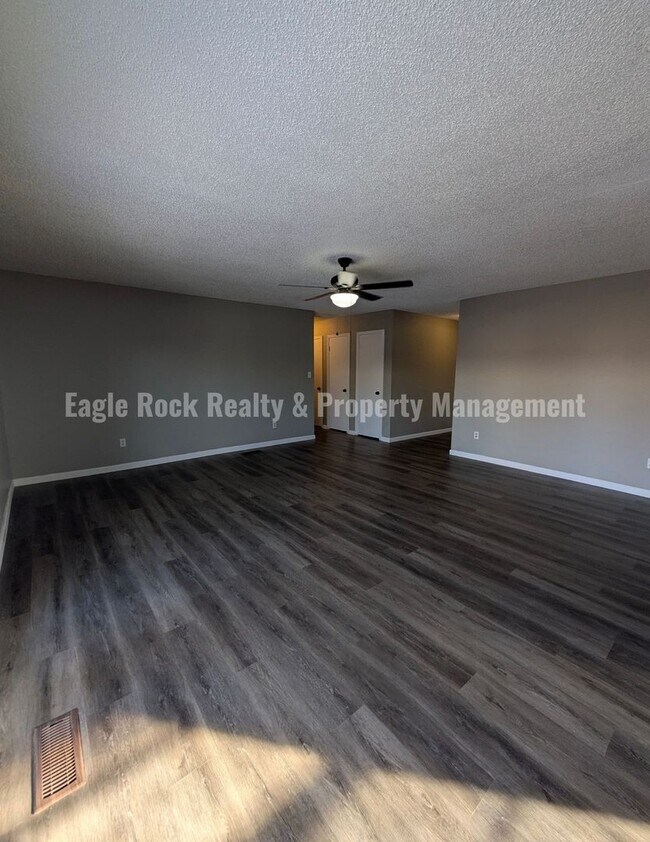 Photo - East Tulsa House for Rent (3beds/1.5baths)