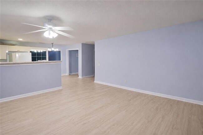 Photo - 1637 Roman Point Dr