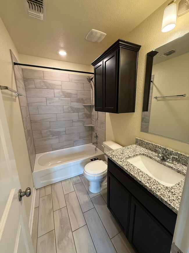 Photo - Beautiful 3bed/2 bath