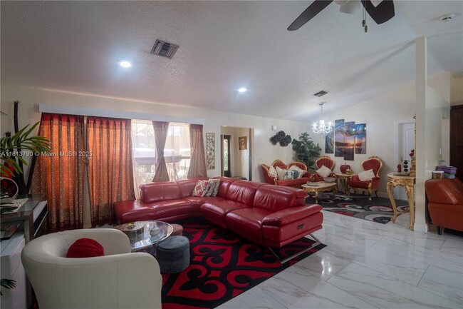 Photo - 8521 NW 53rd St