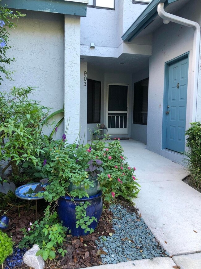 Building Photo - 903 Harbour Pointe Way