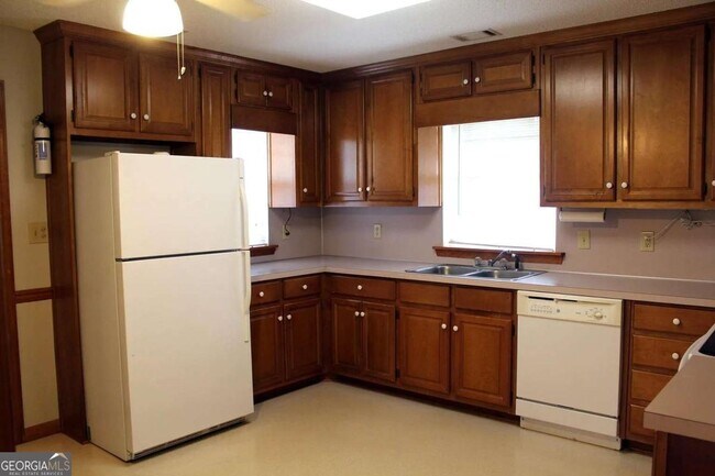 Photo - 2300 Colham Ferry Rd