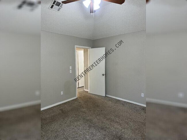 Photo - 8113 Cinnamon Teal Dr