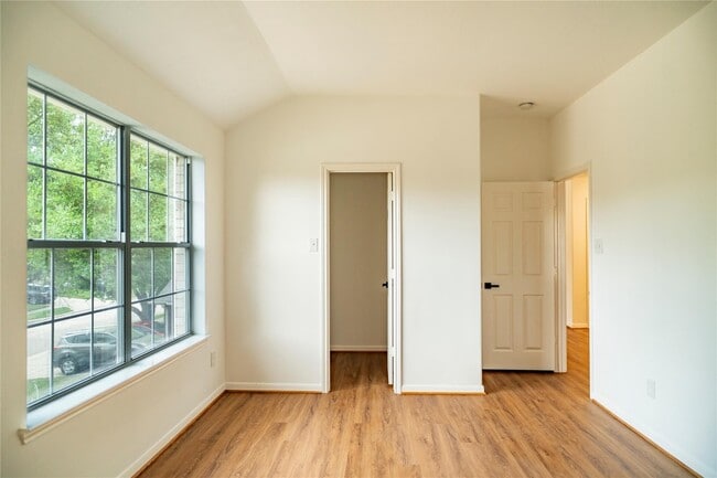 Photo - 16327 Woma Ct