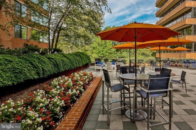 Photo - 2555 Pennsylvania Ave NW Unit 416