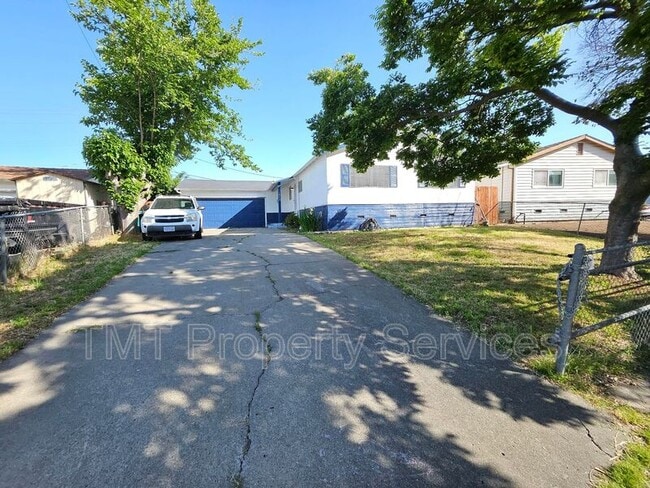 Photo - 1830 Nightingale Ave