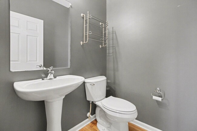 Photo - 41785 Mitchell Rd