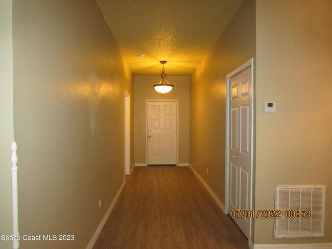 Photo - 700 Benton Dr
