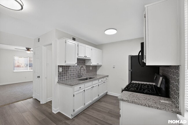 Photo - 405 Fairburn Rd SW