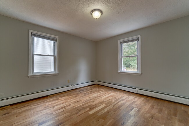 Photo - 117 Sheldon Ter Unit 1L