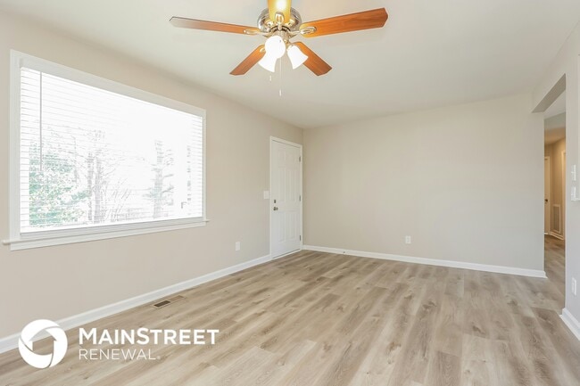 Photo - 4872 Shasta Dr