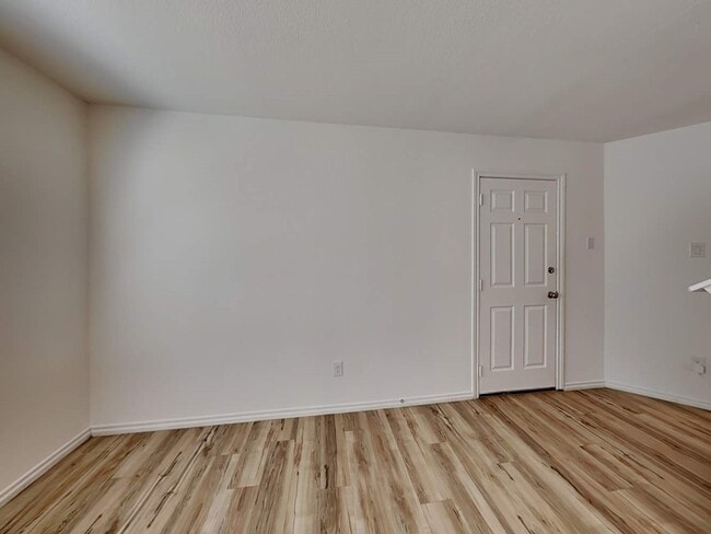 Photo - 18835 Wembley Vis Trl