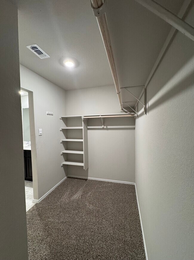 Photo - 1104 Prairie Clover Rd