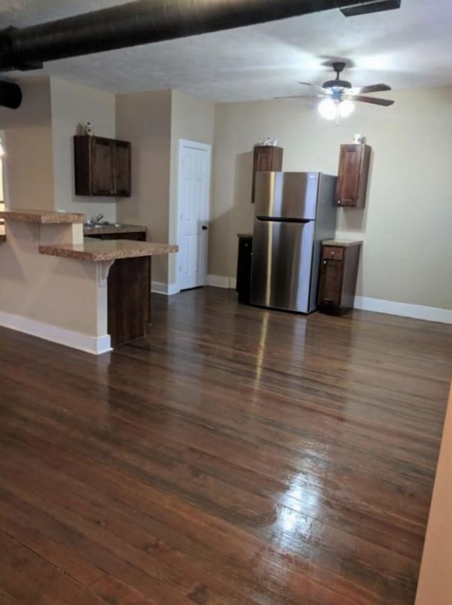 Photo - 105 N 52nd St Unit 105 N 52nd St -  1