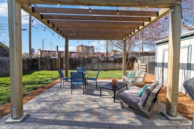 Photo - 1815 W Idaho St