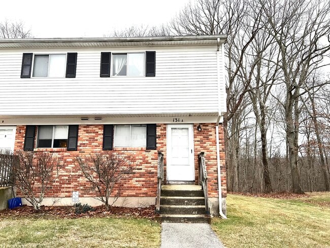 Photo - 131 Woodland Dr Unit A