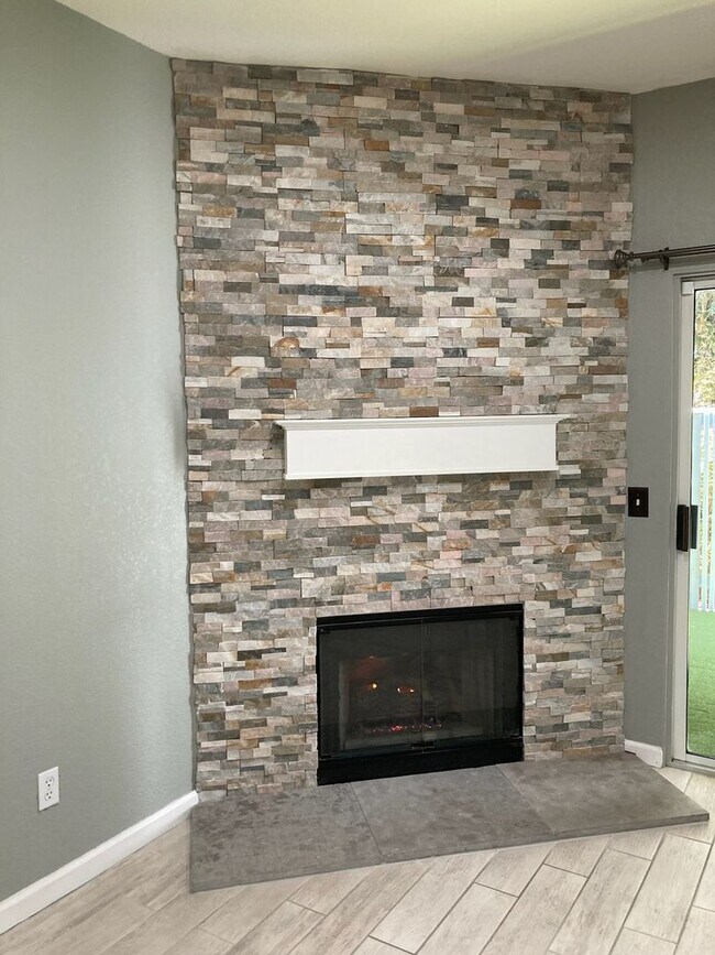 Photo - **Centrally Located in Santa Rosa!!**