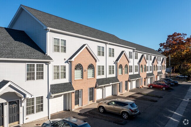 Photo - 60 Yaremich Dr Townhomes