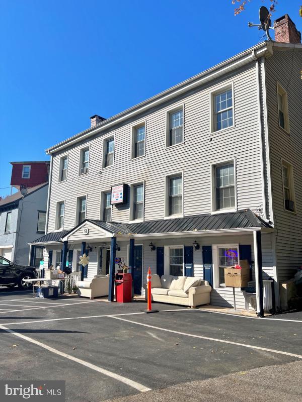 Photo - 51 Hamilton Ave Unit A