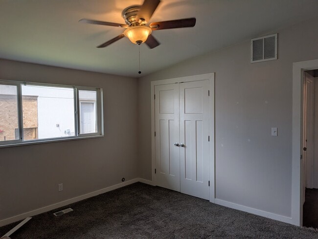 Photo - 141 N Hale St