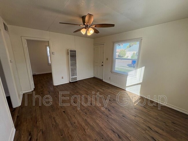 Photo - 719 S Church St