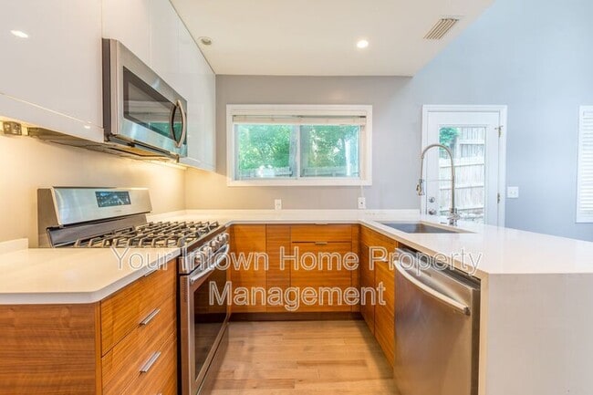 Photo - 505 Oakdale Rd NE Unidad #2