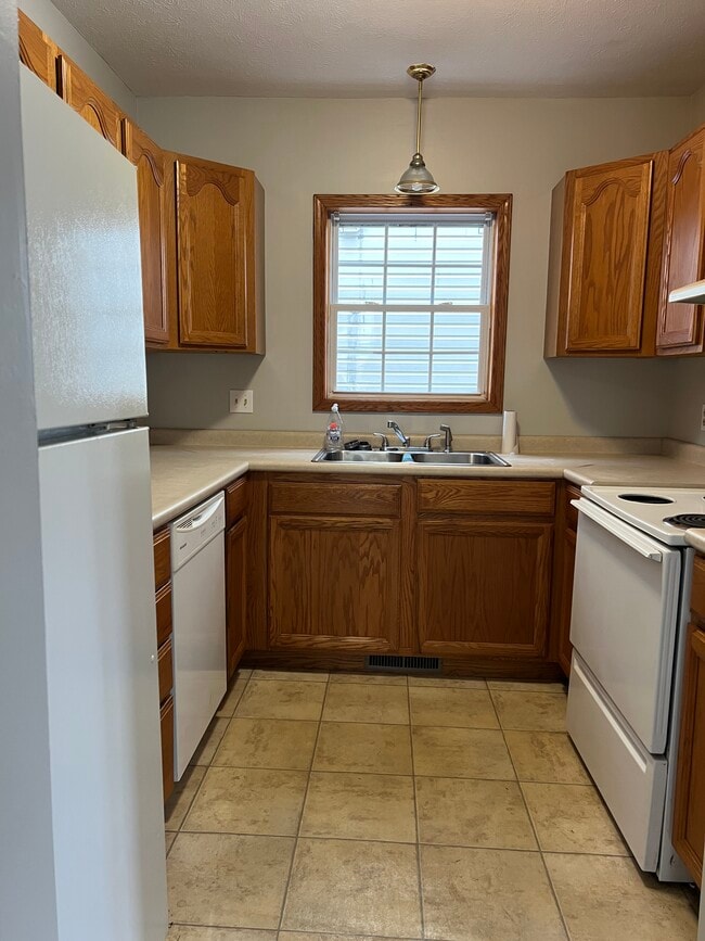 Photo - 106 Parade St Unit 1